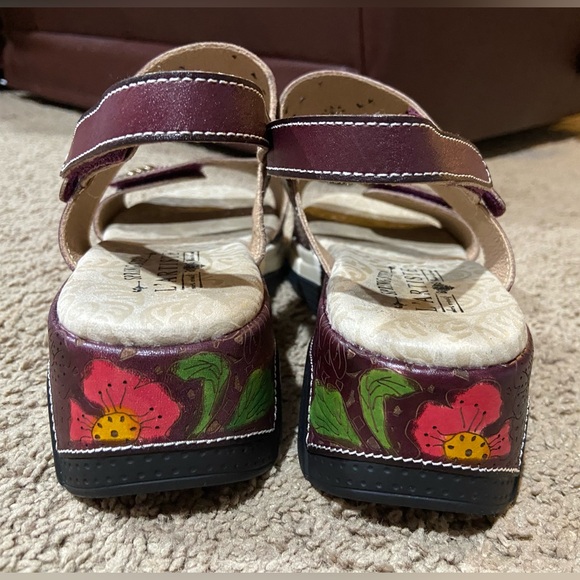 L’ARTISTE CAITLINA Sandals Plum Multi Women’s Size 39 (US 8.5) Hook/Loop Leather - Picture 4 of 13